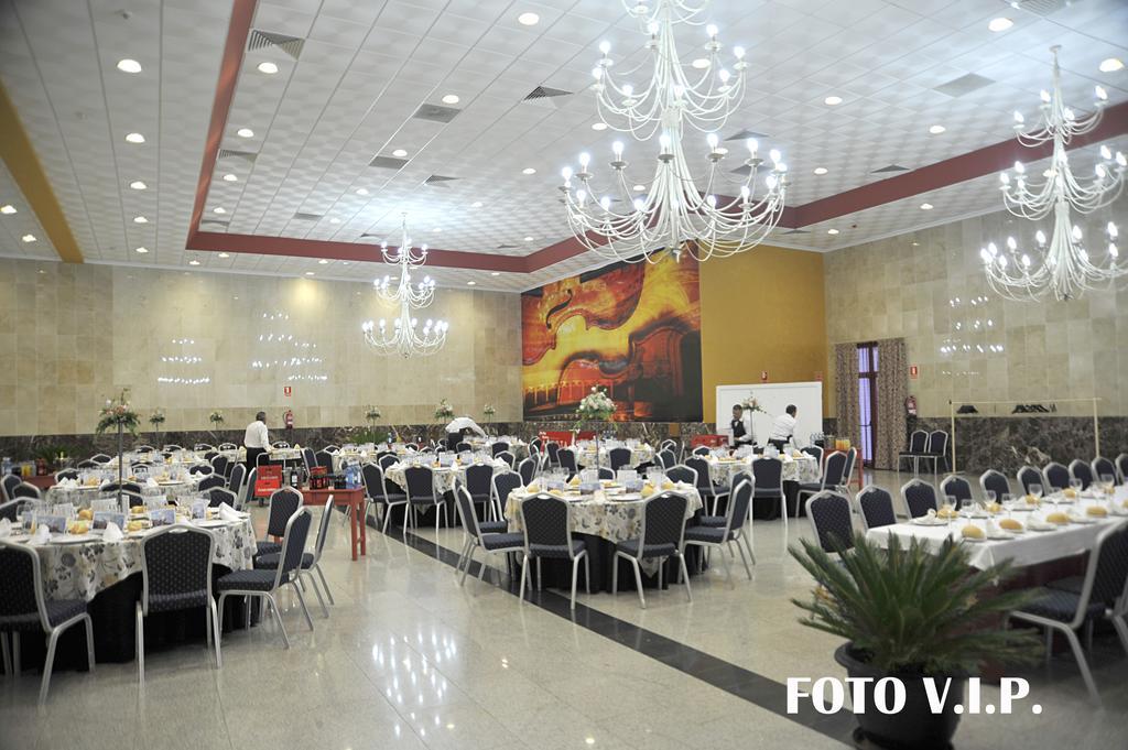 Hotel Acosta Ciudad De La Musica Villafranca de los Barros Exterior photo